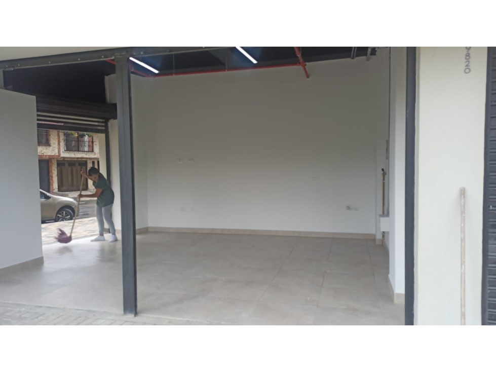VENTA DE LOCAL EN SABANETA- SECTOR ALCAZARES
