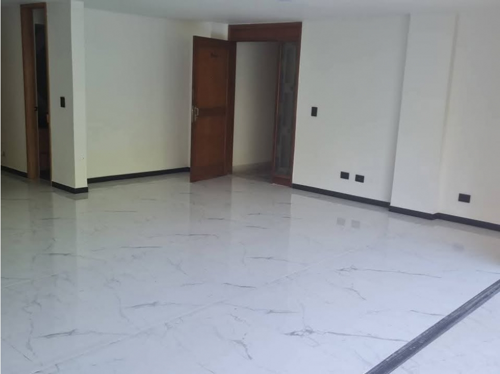 VENDO MODERNO APARTAMENTO EN EL POBLADO- EL TESORO — foto 6