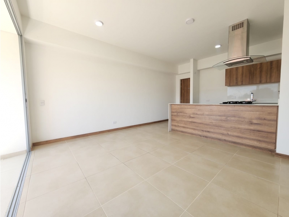 ÁREA, UBICACIÓN, ESTÉTICA Y FULL SERVICIOS EN SABANETA — foto 3
