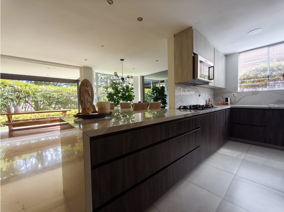 VENTA DE CASA EN ENVIGADO - LOMA DEL CHOCHO