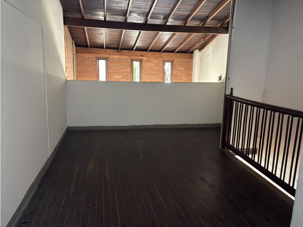 VENTA DE LOCAL COMERCIAL EN PRADO CENTRO MEDELLIN — foto 5
