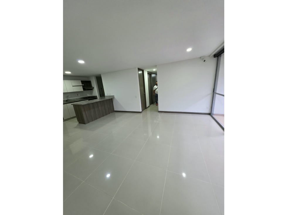 VENTA APARTAMENTO EN SABANETA, SECTOR AVES MARÍA PARTE BAJA — foto 3