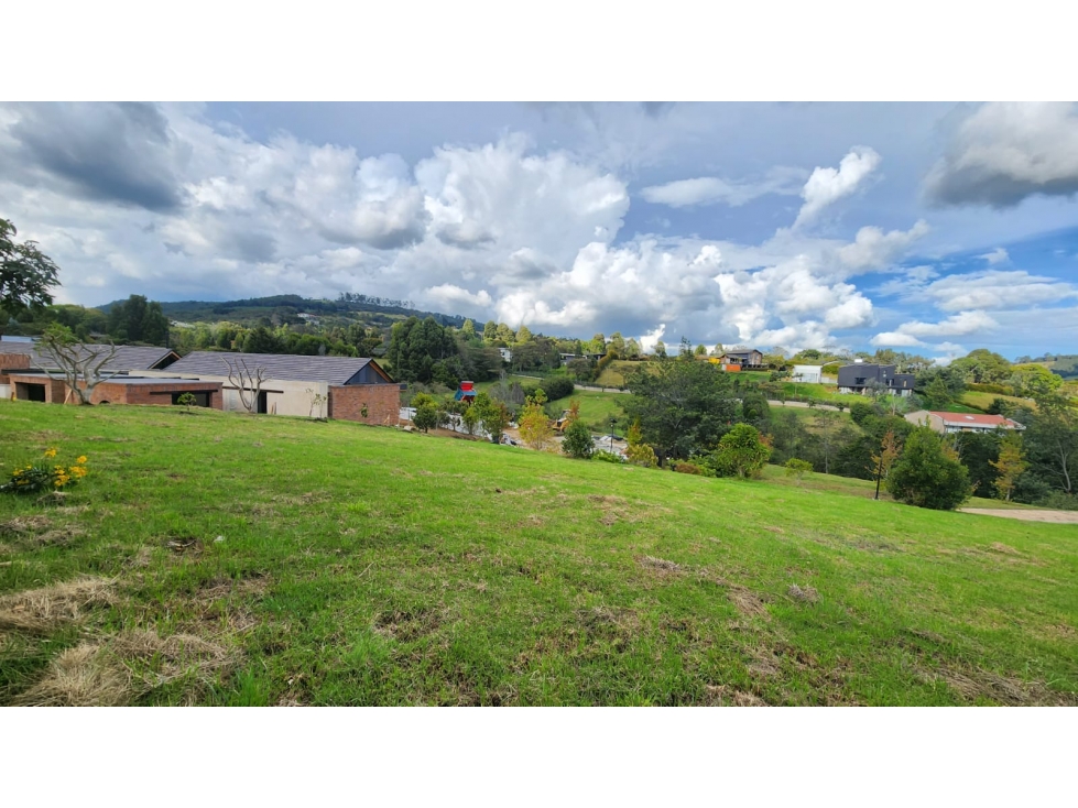 LOTE EN VENTA ALTO DE LAS PALMAS, SECTOR LA ACUARELA — foto 5