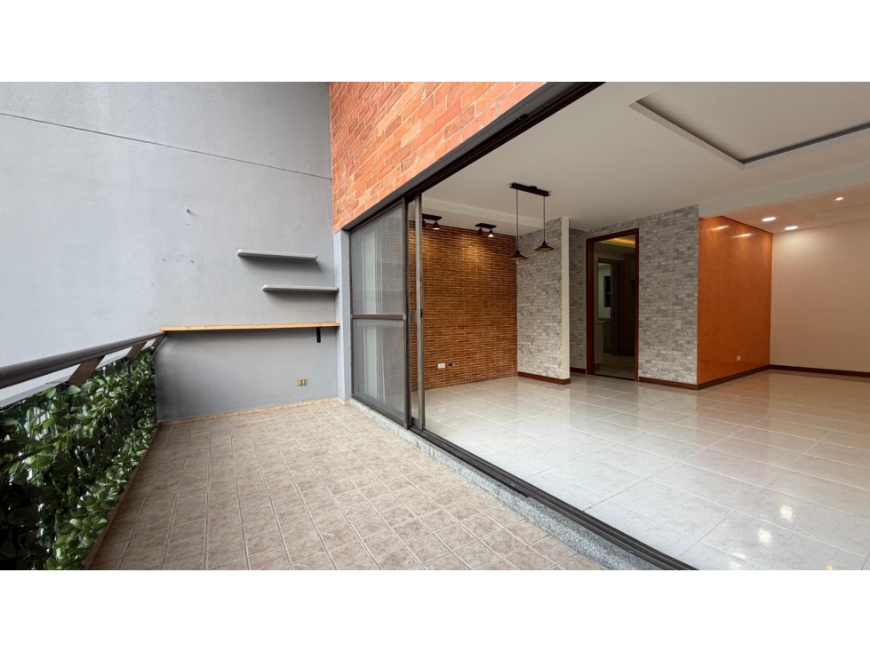VENTA APARTAMENTO ENVIGADO LA FRONTERA LUJO Y COMODIDAD — foto 3