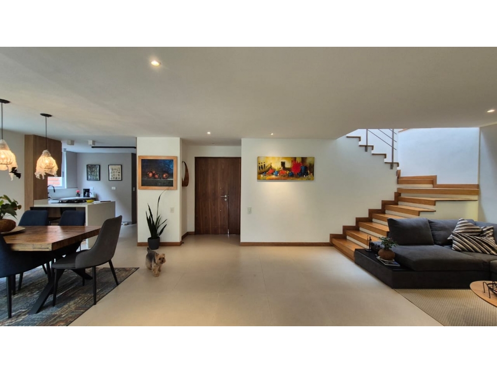 Vendo amplia casa no adosada de 2 niveles en San Lucas, El Poblado. — foto 4
