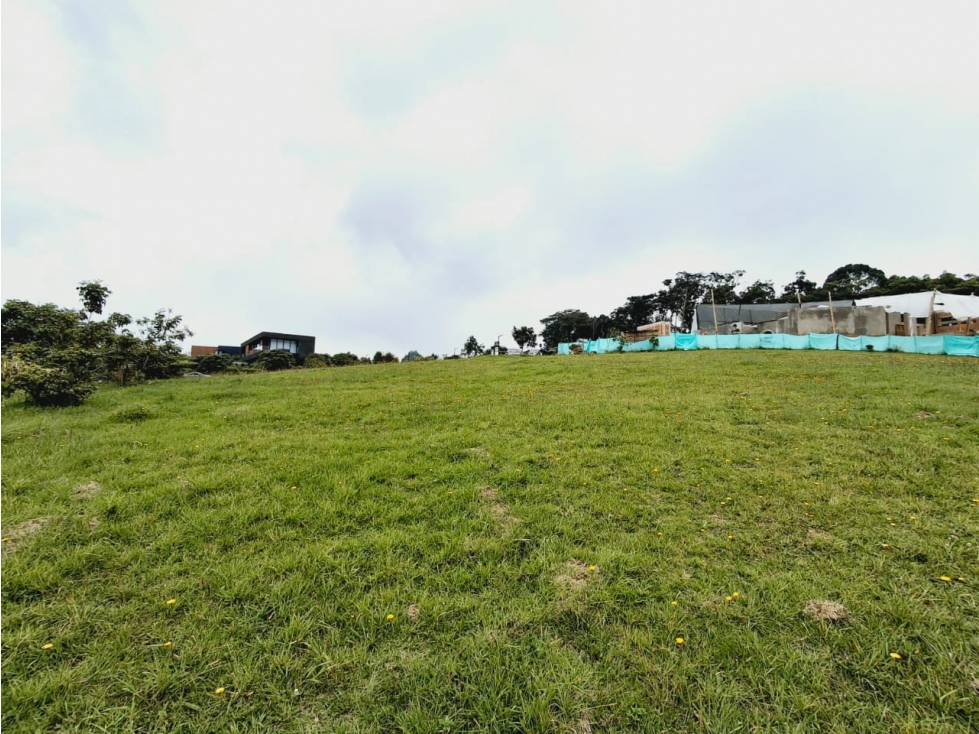 Venta de lote en el Alto de las Palmas - Sector la Acuarela — foto 6
