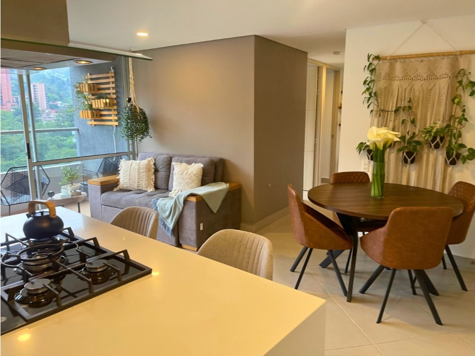Venta de apartamento en zona plana de Envigado, sector Camino Verde — foto 3