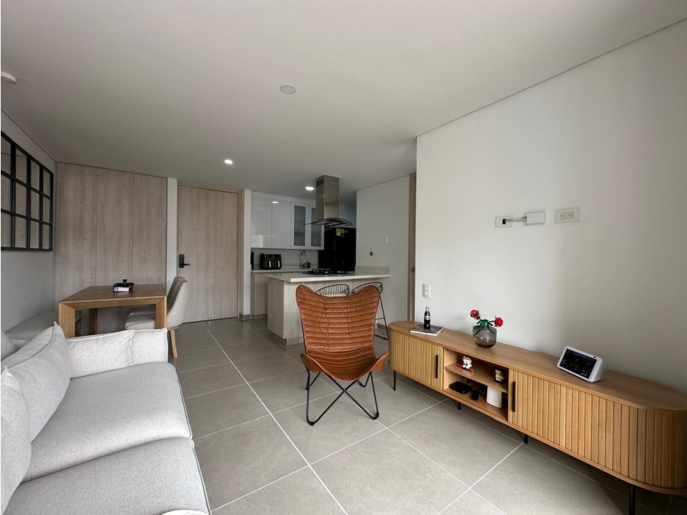 Apartamento en piso alto en la Loma de Las Brujas, Envigado — foto 3