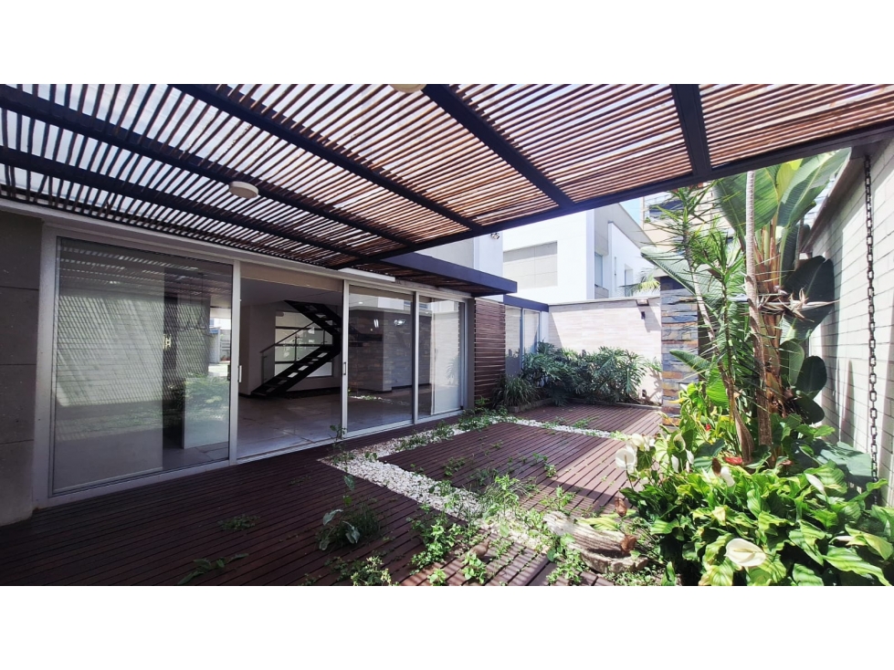 CASA UNIFAMILIAR CON ESTILO Y ESPACIOS ABIERTOS- EN RIONEGRO — foto 5