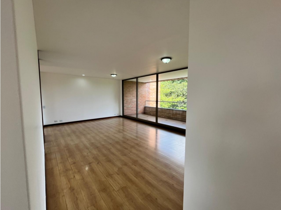 VENTA DE APARTAMENTO EN EL POBLADO- EL TESORO  — foto 3