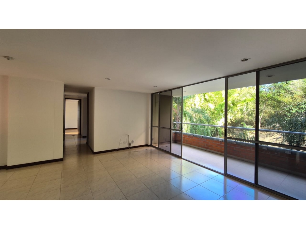 Apartamento: excelente distribución en la Loma del Chocho, Envigado.