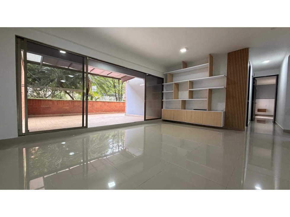 VENTA APARTAMENTO ENVIGADO LA FRONTERA MUCHA AMPLITUD - 4