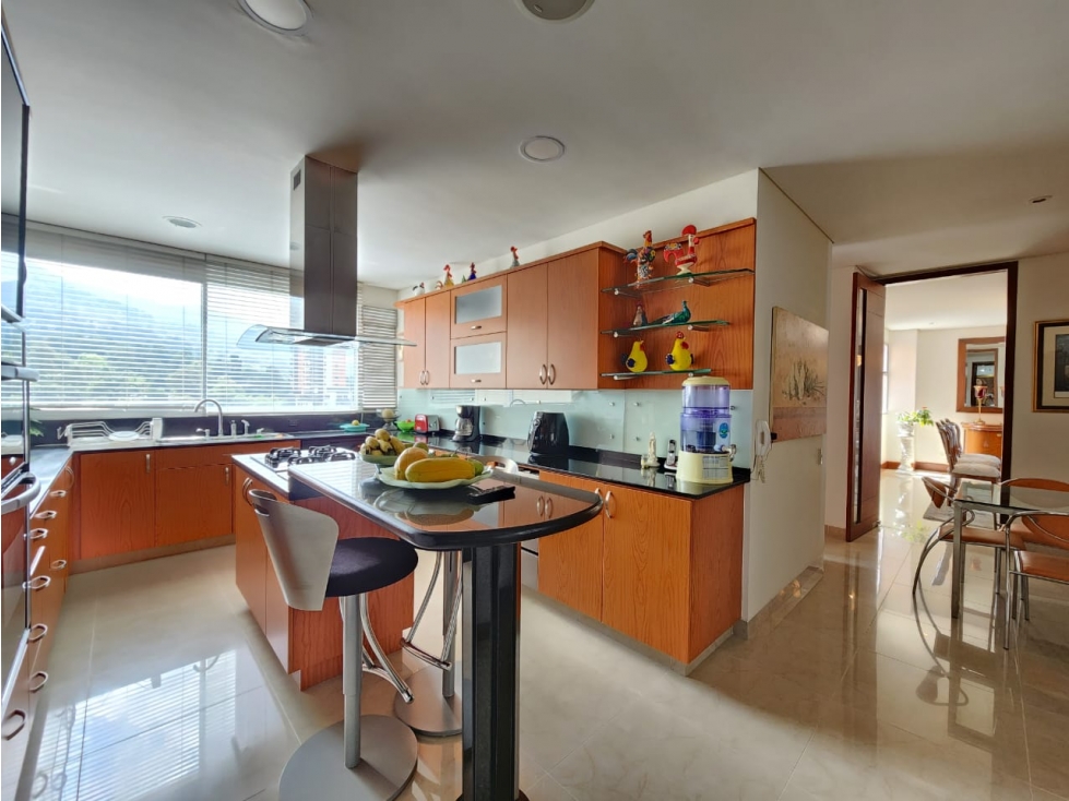 Venta de Apartamento de lujo, vista inigualable. Sector el Tesoro — foto 6