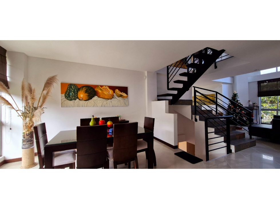 Venta de casa en Envigado - loma de las brujas - chingui
