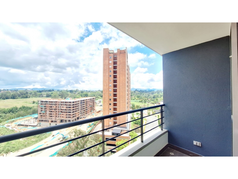 APTO CON VISTA ZONA VERDE TRANQUILO Y CERCA DE TODO, RIONEGRO — foto 4