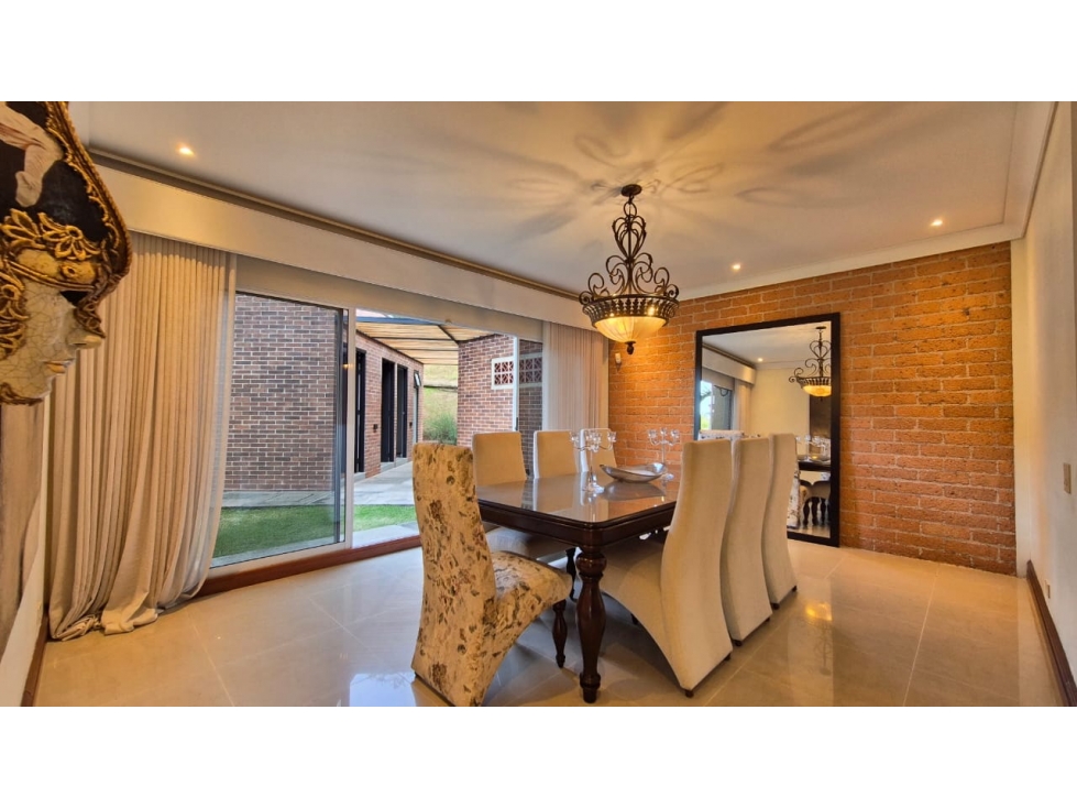 VENTA DE CASA HERMOSA EN ENVIGADO- LOMA DEL ESCOBERO — foto 3