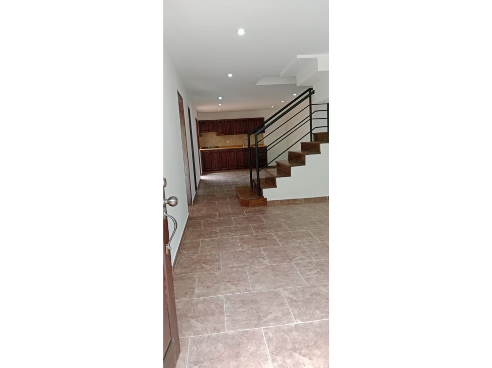CASA DE TRES NIVELES. UND CERRADA, SECTOR COLEGIOS- RIONEGRO — foto 6