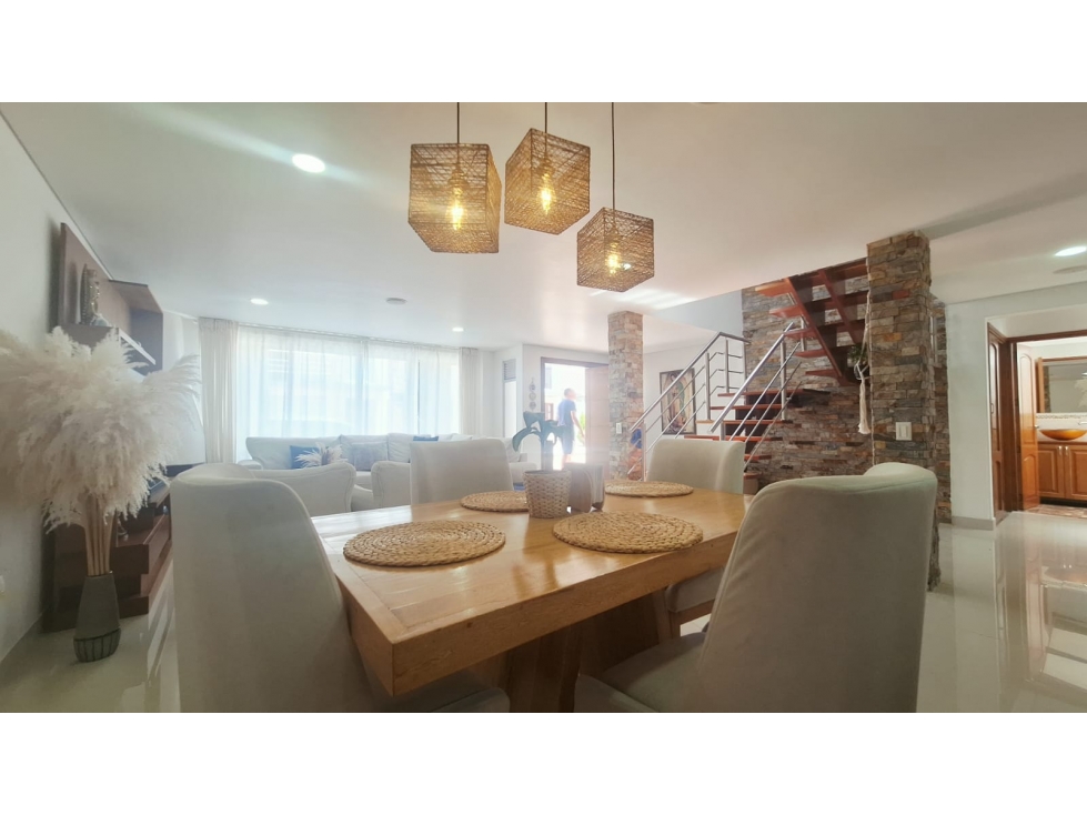 VENTA DE CASA UNIFAMILIAR SECTOR VIVA LA CEJA