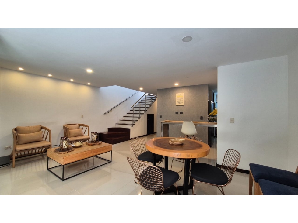 Vendo hermosa casa familiar en la Loma del Atravesado, Envigado. — foto 2
