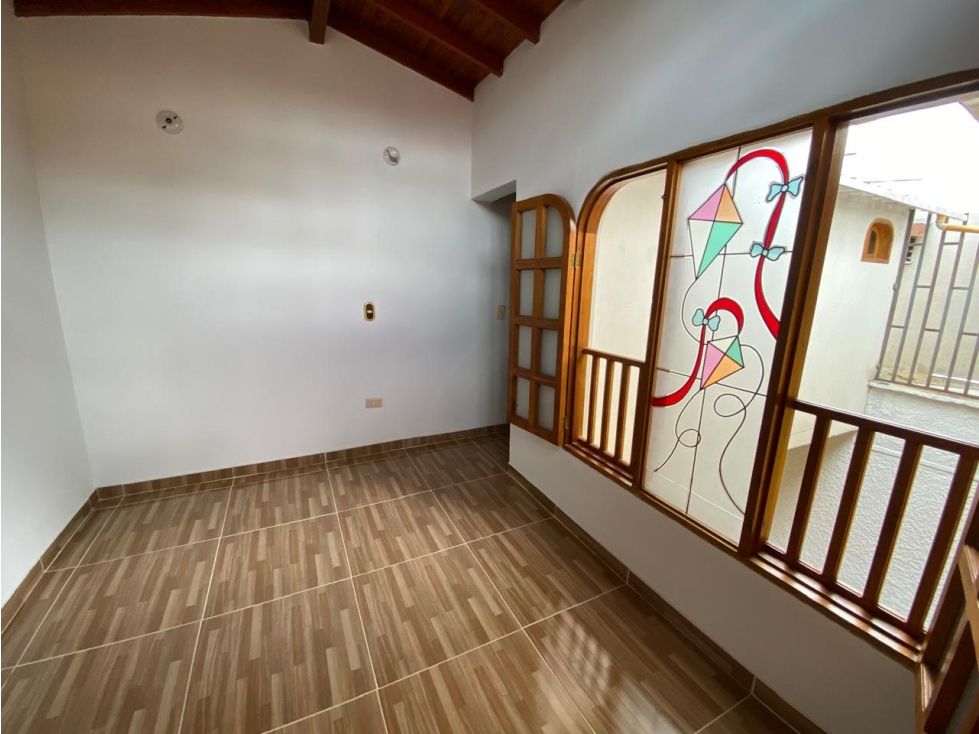 Venta de casa en Rionegro sector San Antonio de Pereira — foto 3