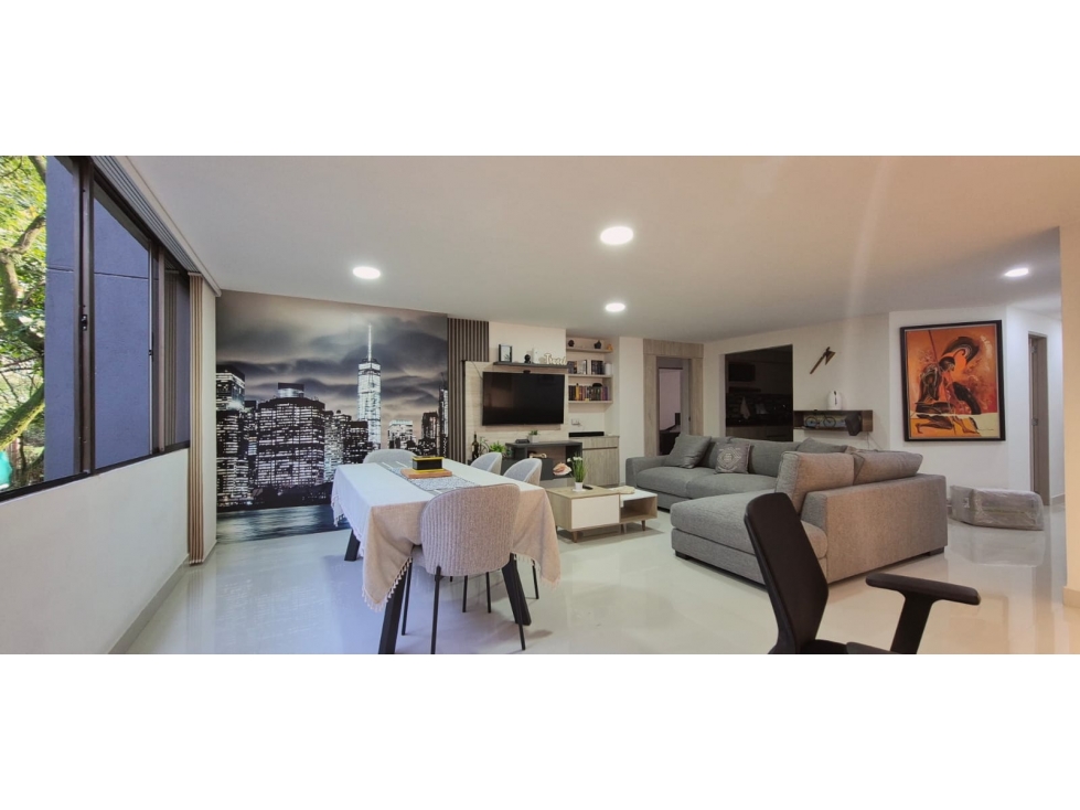 Vendo apartamento en los Balsos, el Poblado con excelente ubicación!