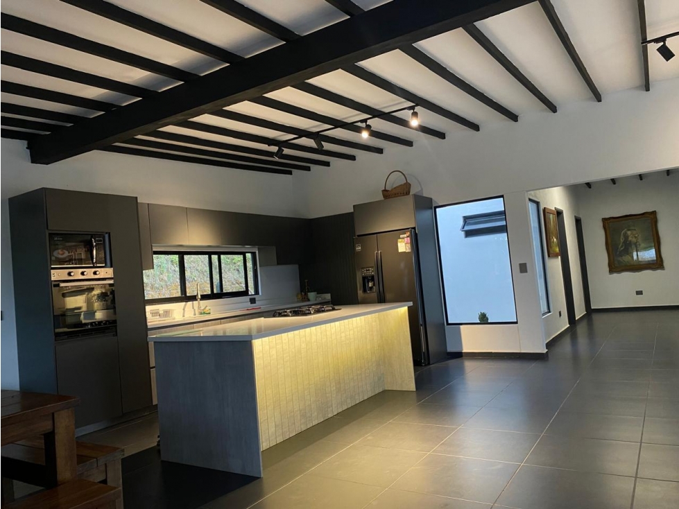 CASA FINCA EN GUARNE -CERCA A LA AUTOPISTA — foto 2