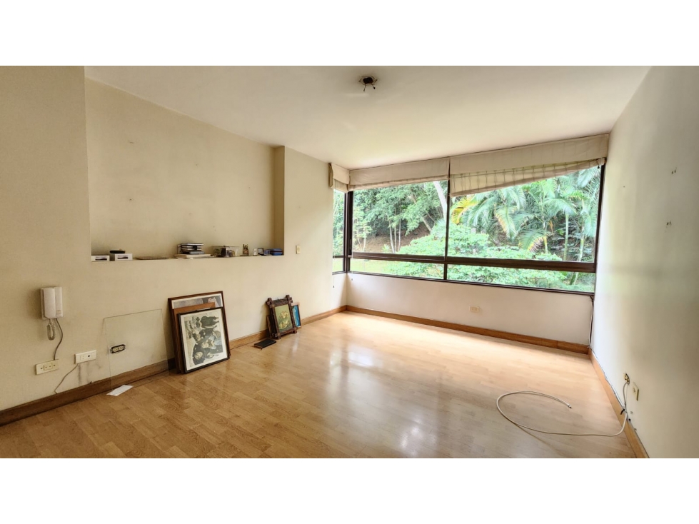 Apartamento en El Poblado. Tranquilidad y excelente ubicación — foto 5