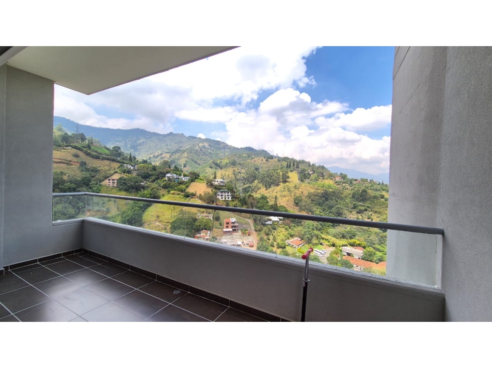Vendo apartamento con una vista hermosa en Camino Verde, Envigado — foto 6