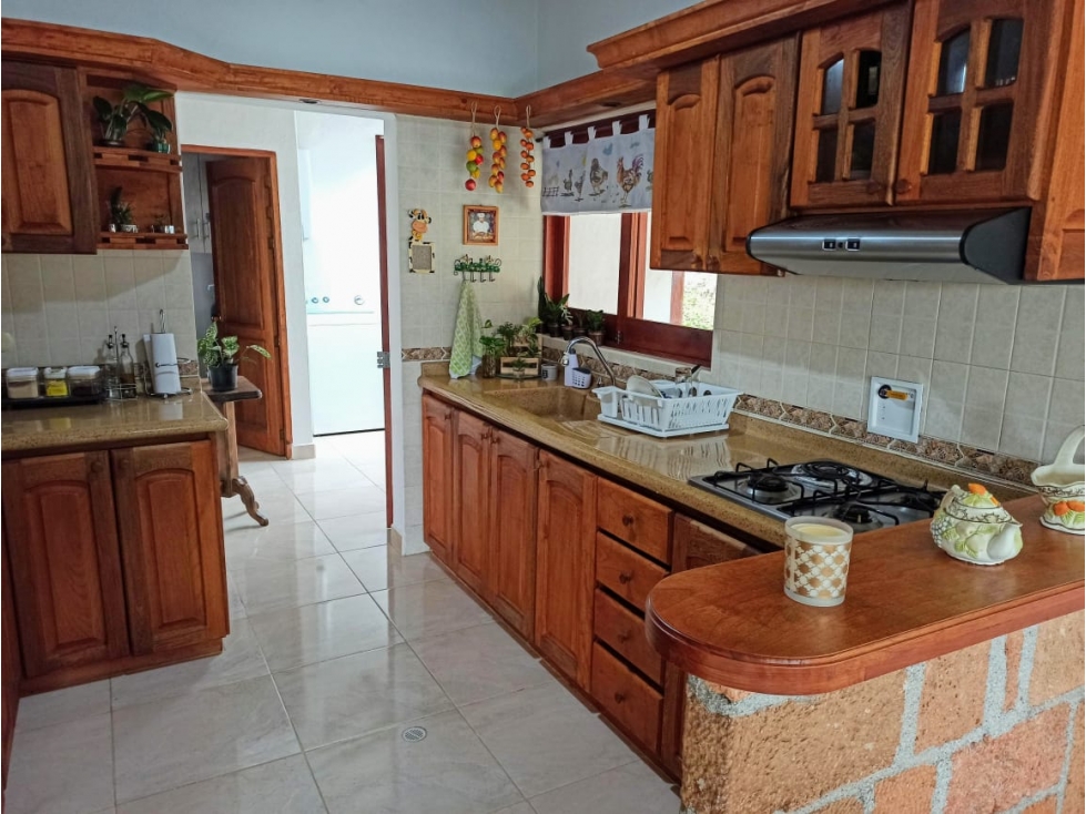 Venta de casa en la vía Rionegro - cerca al club la macarena — foto 5
