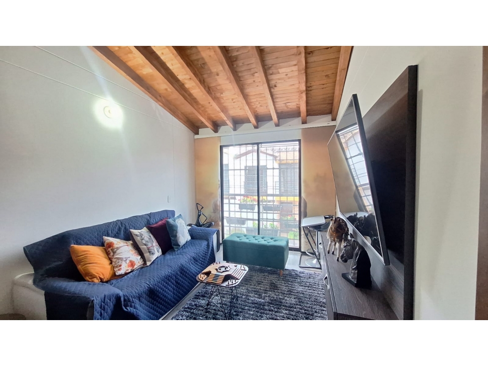 HERMOSA CASA UNIFAMILIAR, SECTOR VILLA DE LA ARGENTINA- LA CEJA — foto 3