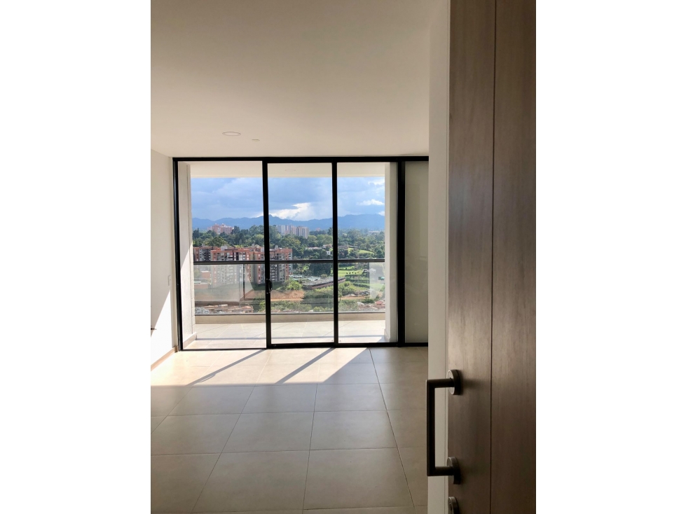 APTO VISTA PANORAMICA Y TERRAZA PERIMETRAL, COLEGIOS- RIONEGRO — foto 2