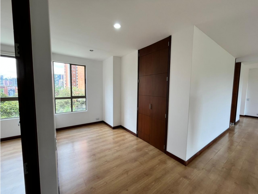 VENTA DE APARTAMENTO EN EL POBLADO- EL TESORO  — foto 5