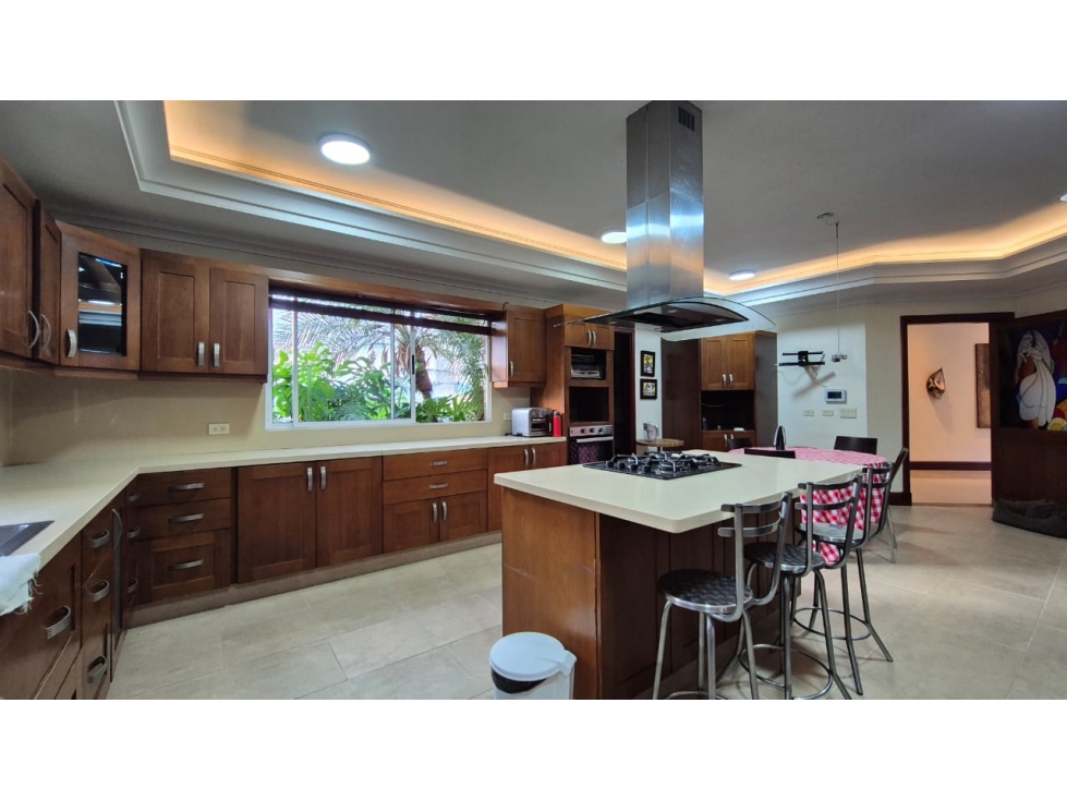 VENTA DE CASA HERMOSA EN ENVIGADO- LOMA DEL ESCOBERO — foto 4