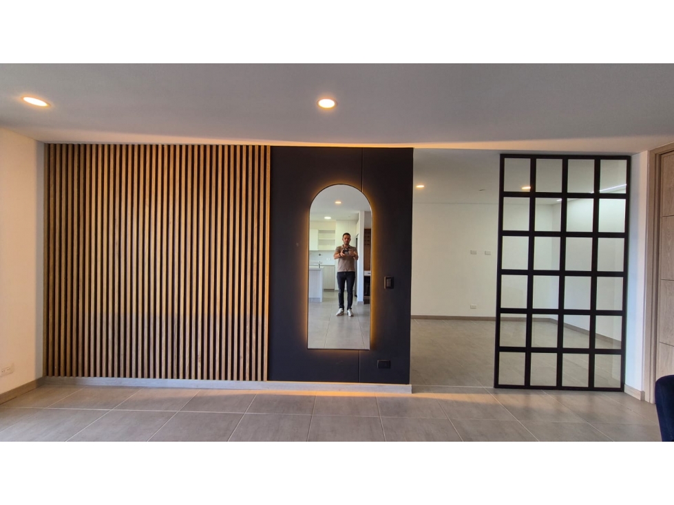 Vendo apartamento de lujo en la Loma de Los Mesa, Envigado. — foto 5