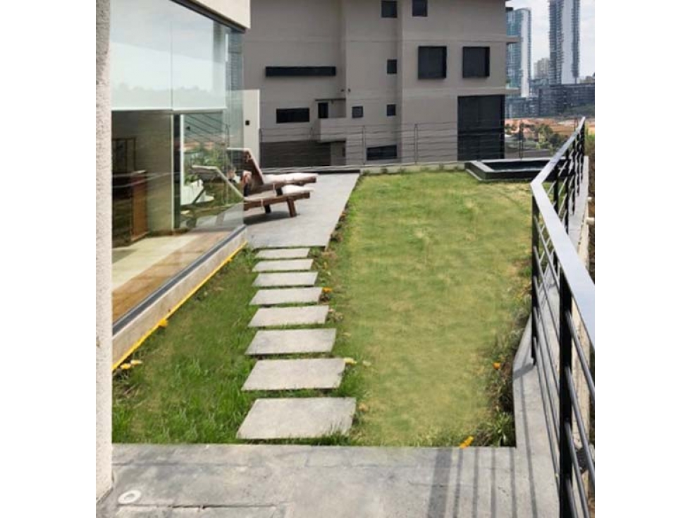 ¡OPORTUNIDAD! ESTRENA LUJOSA CASA EN BOSQUE REAL (1770) — foto 4