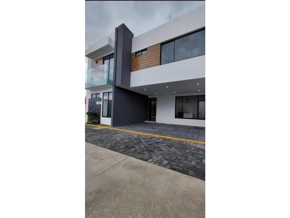 SAN ISIDRO. CASA EN VENTA (2017) — foto 2