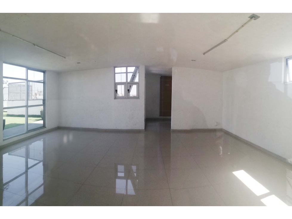 FRENTE A METROBUS COYUYA, GRANJAS MÉXICO. LOCAL EN VENTA (2195) - 3