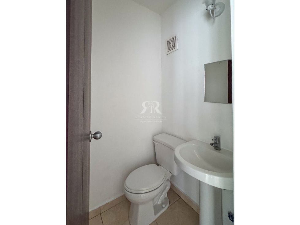 Apartamento con linea blanca en San Francisco PH Sky Blue — foto 4