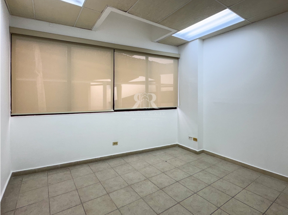 Oficina amplia en El Cangrejo 207m2 — foto 4