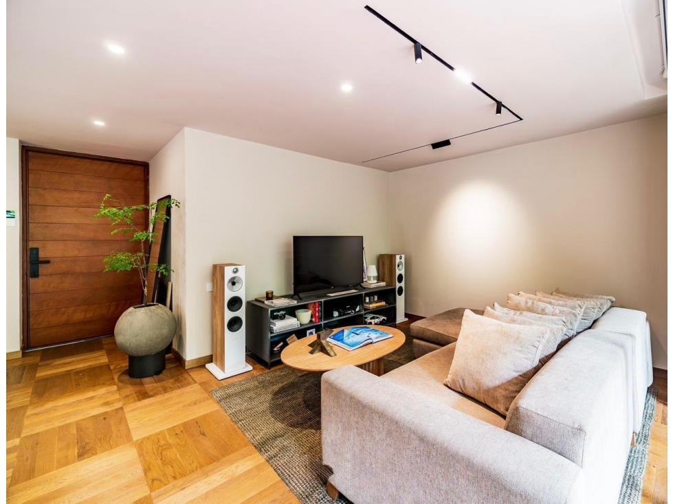 Apartamento en venta en El Poblado | 105 m², terraza privada y jacuzzi