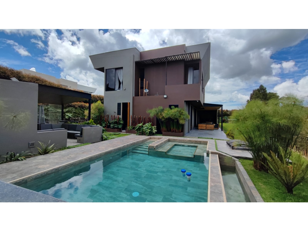 Venta Casa en Alto de las Palmas — foto 2