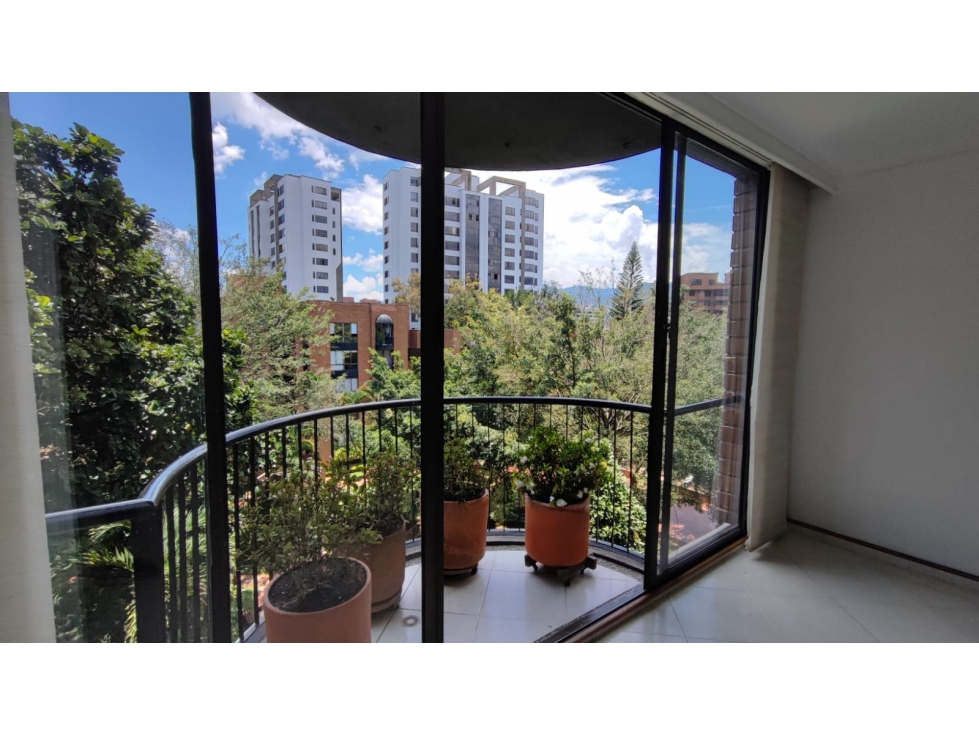 Apartamento en venta Patio Bonito El Poblado 140 m²