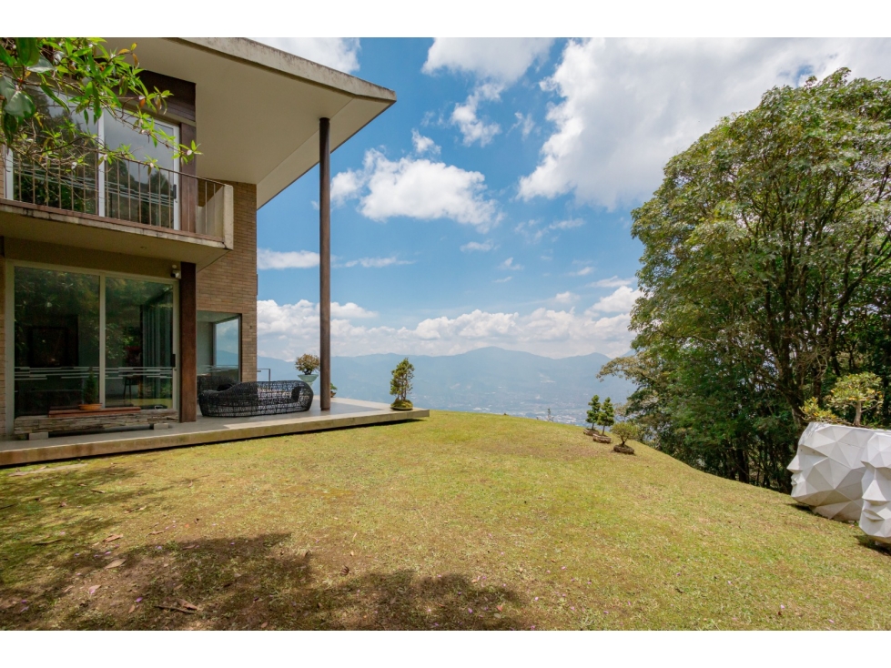 Venta Casa en las Palmas Medellín — foto 3