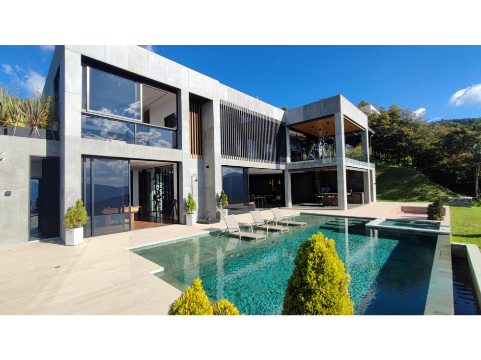 Venta Casa en las Palmas Envigado — foto 2