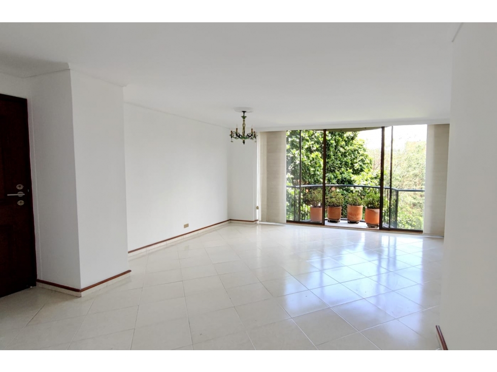 Apartamento en venta Patio Bonito El Poblado 140 m² — foto 2