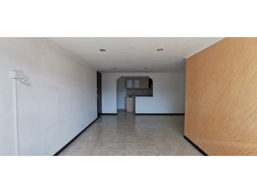 Venta apartamento piso alto Los Colores — foto 2