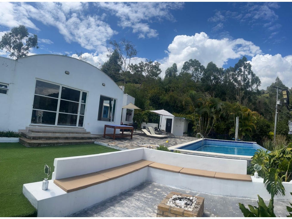 VENTA DE CASA CAMPESTRE - 1