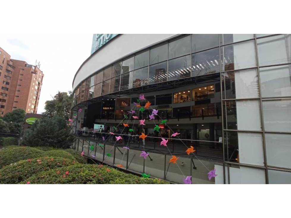 local comercial en el poblado