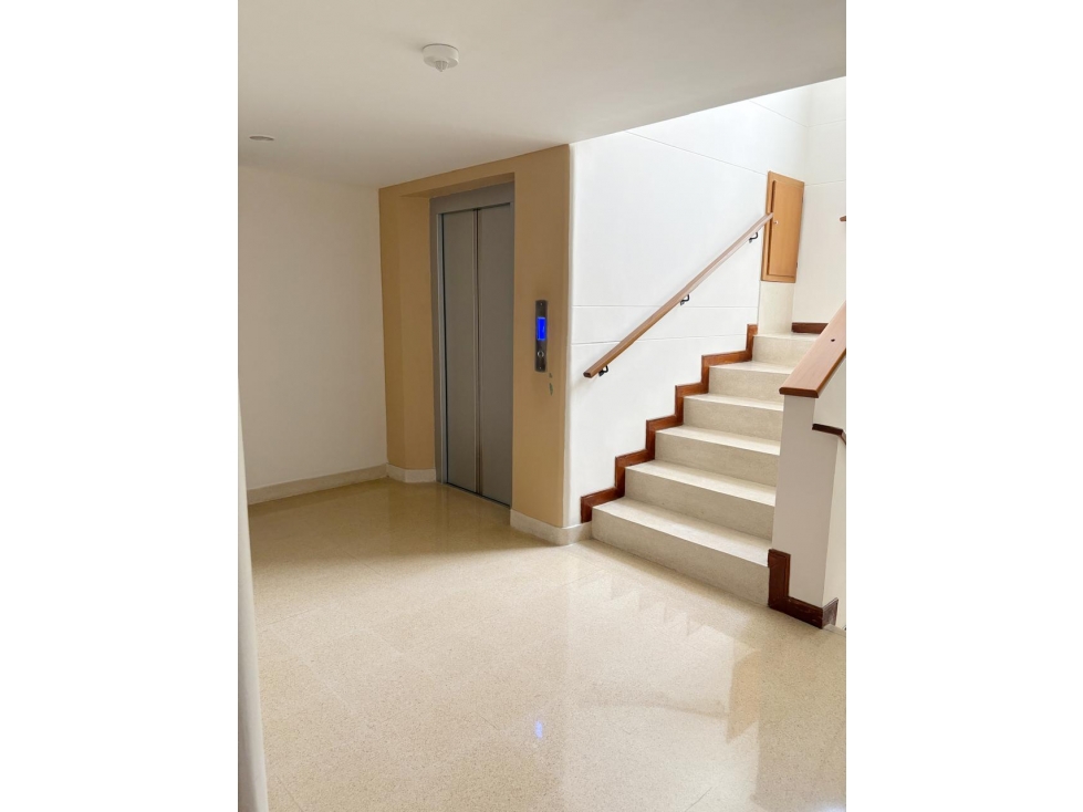 Venta de apartamento laureles