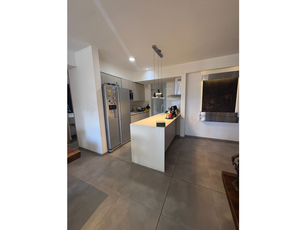 Moderno apartamento loma de las brujas